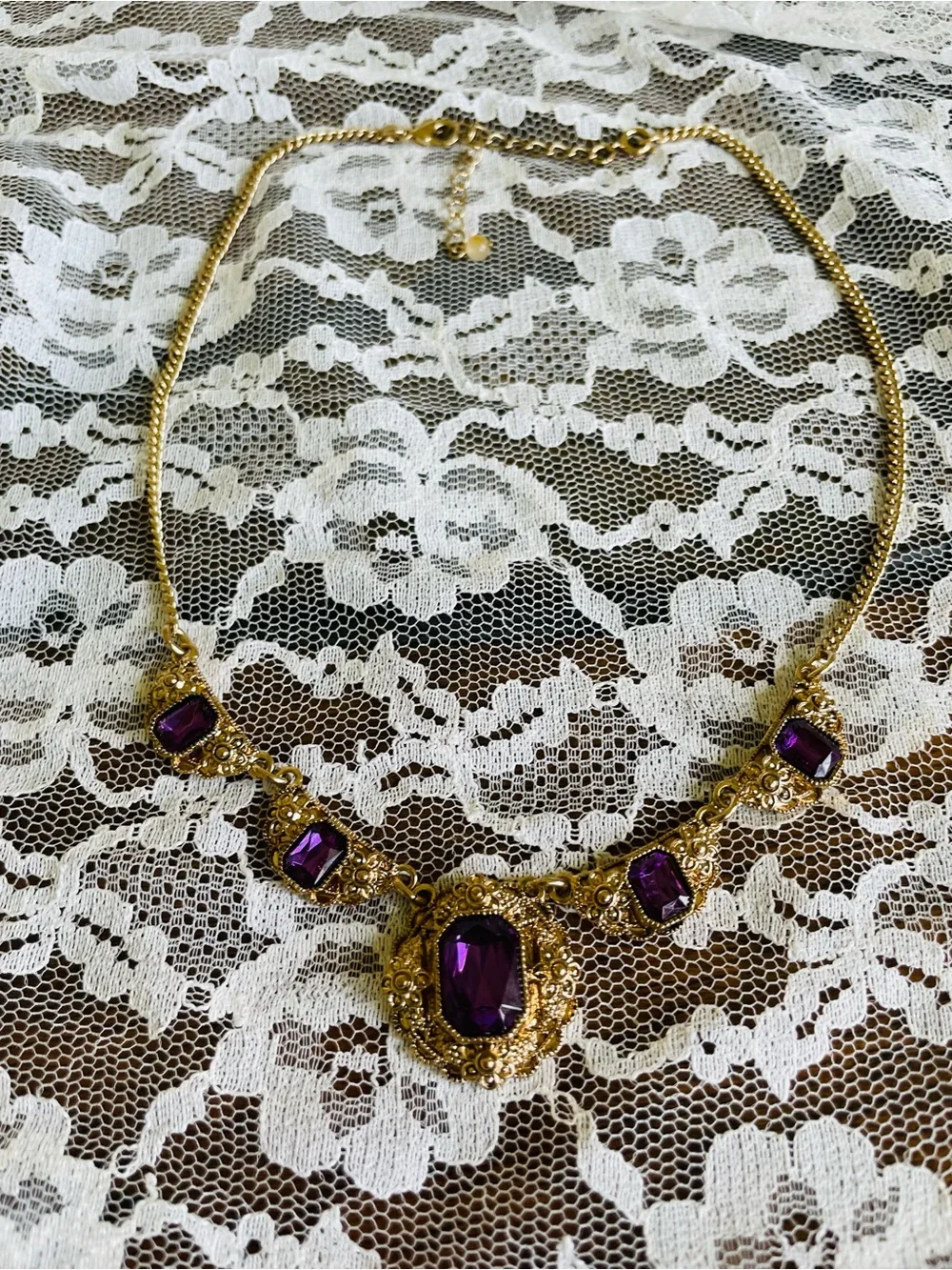 Gorgeous Gold-Tone Necklace with Purple Glass Stones Antique Look Necklace